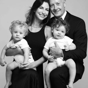 FAMILY PORTRAIT GOLD